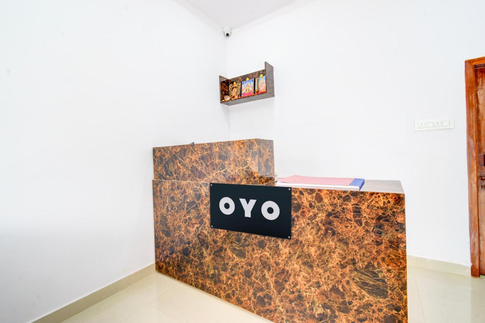 Hotel O D N Groups Sururnagar Buitenkant foto