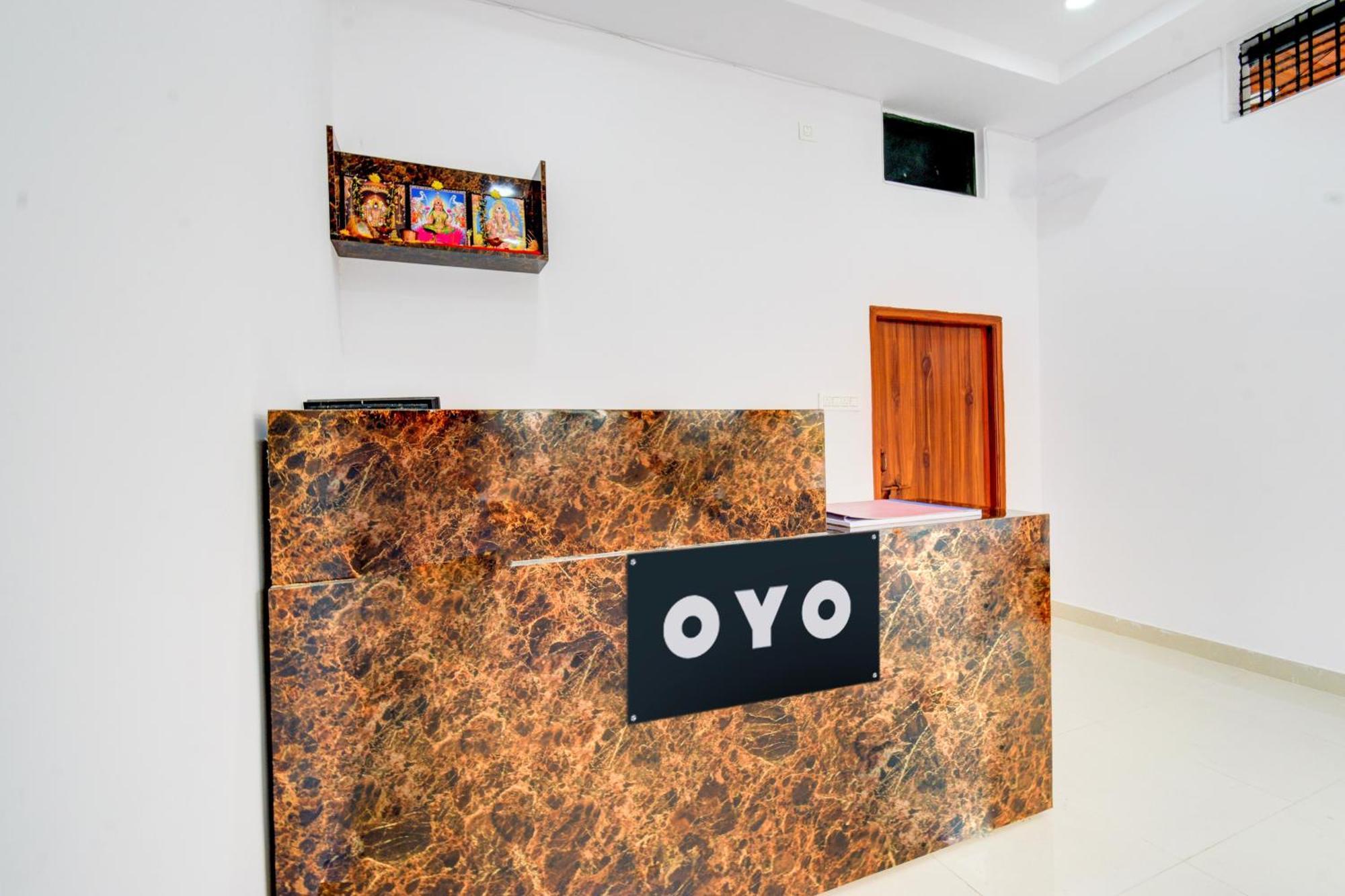 Hotel O D N Groups Sururnagar Buitenkant foto
