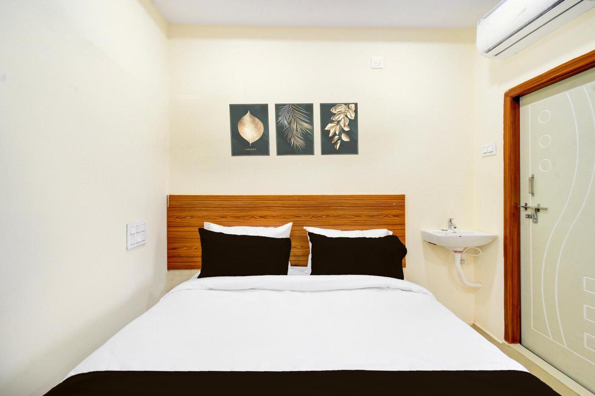 Hotel O D N Groups Sururnagar Buitenkant foto